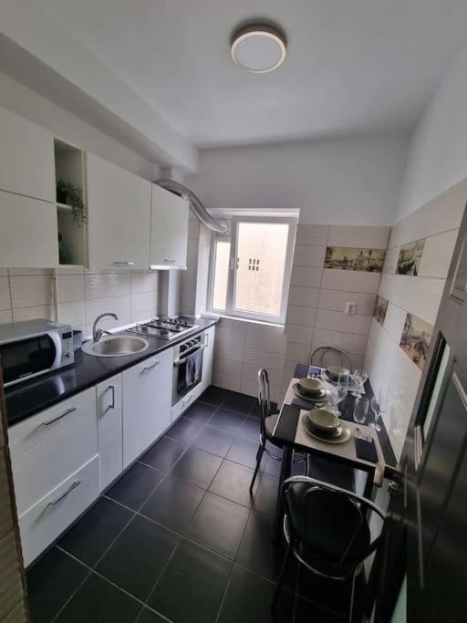 Central Old Town Apartment بوخارست المظهر الخارجي الصورة